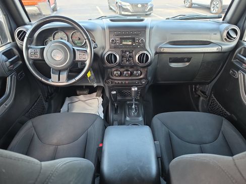 Used 2018 Jeep Wrangler Unlimited Sport w/ Power Convenience Group AWD/4WD image 8