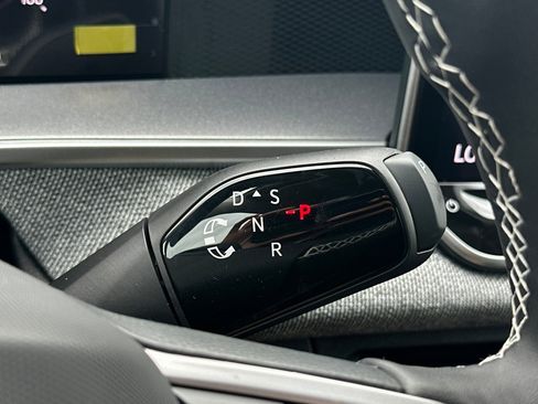 New 2025 Volkswagen Tiguan S image 19