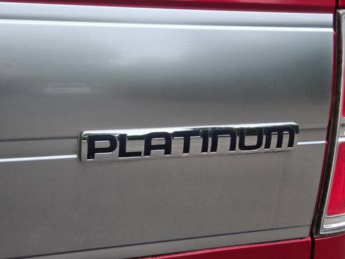 Used 2011 Ford F150 Platinum AWD/4WD image 31