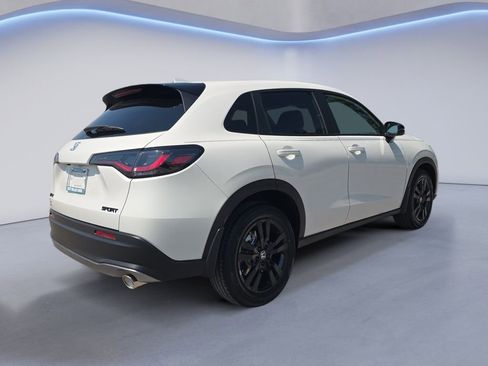 New 2026 Honda HR-V Sport image 5
