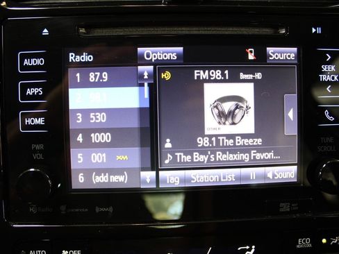 Used 2019 Toyota Prius Prime Plus FWD image 22