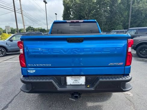 Used 2022 Chevrolet Silverado 1500 ZR2 AWD/4WD image 7