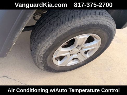 Used 2023 Jeep Wrangler Sport AWD/4WD image 11