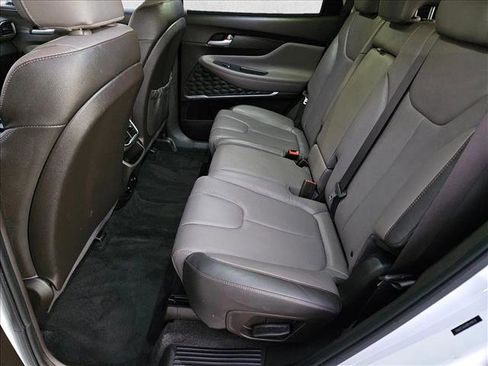 Used 2019 Hyundai Santa Fe Limited image 18