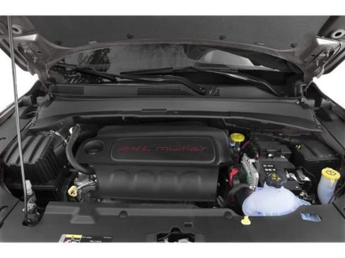 Used 2019 Jeep Compass Latitude w/ Popular Equipment Group AWD/4WD image 13