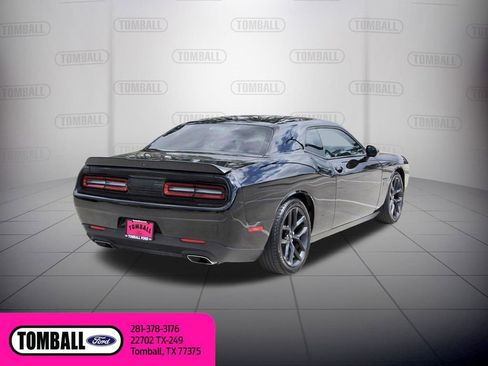 Used 2021 Dodge Challenger R/T w/ Blacktop Package image 7