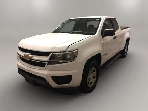 Used 2016 Chevrolet Colorado W/T image 1