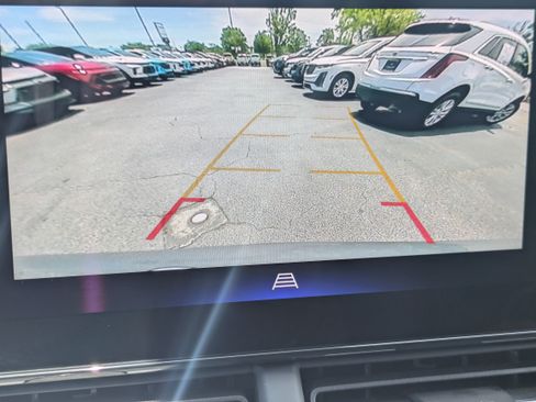 Used 2025 Chevrolet Trax RS w/ Driver Confidence Package FWD image 13