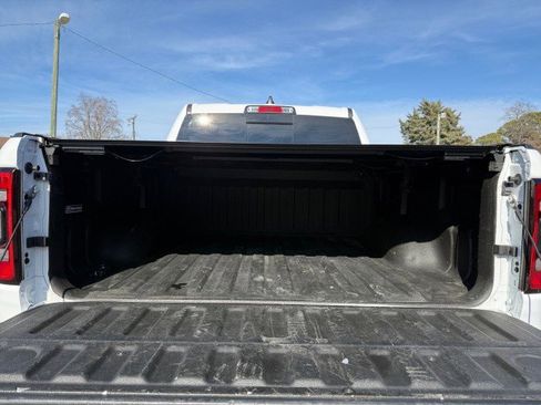 Used 2022 RAM 1500 Laramie image 15