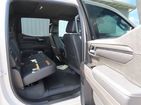 Used 2026 GMC Sierra 1500 AT4 w/ Technology Package AWD/4WD image 29