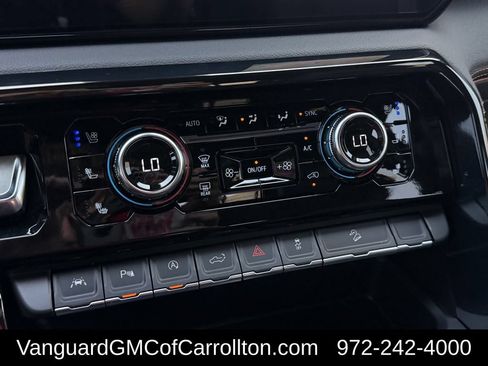 New 2026 GMC Sierra 1500 AT4 w/ AT4 Premium Package AWD/4WD image 16