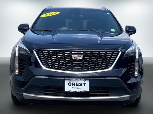 Used 2019 Cadillac XT4 Premium Luxury AWD/4WD image 2
