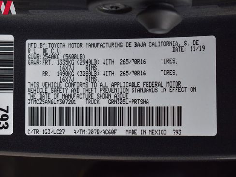 Used 2020 Toyota Tacoma TRD Off-Road w/ TRD Premium Off Road Package AWD/4WD image 35