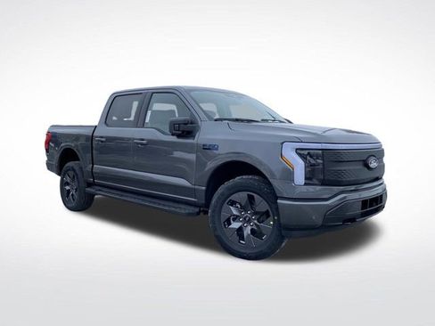 New 2025 Ford F150 Lightning Flash image 38