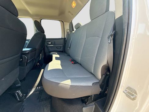 Used 2024 RAM 1500 Classic SLT AWD/4WD image 19