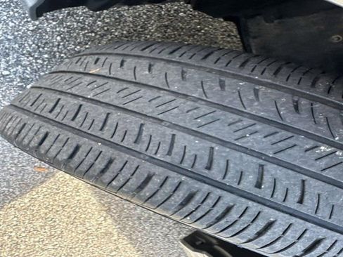 Used 2024 Toyota Camry SE image 31