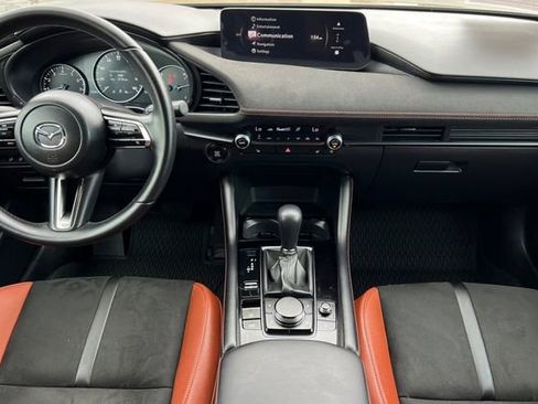 Certified 2025 MAZDA MAZDA3 Carbon AWD/4WD image 14