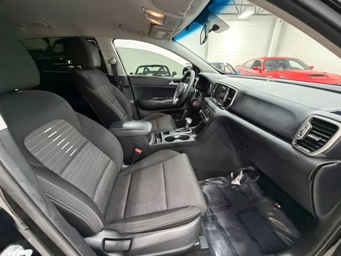Used 2018 Kia Sportage LX FWD image 21