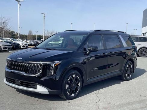 New 2026 Kia Carnival EX image 9