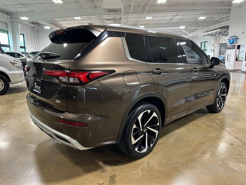 Used 2022 Mitsubishi Outlander SEL image 7