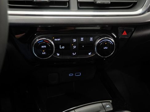 New 2026 Chevrolet Trax ACTIV w/ Driver Confidence Package FWD image 17