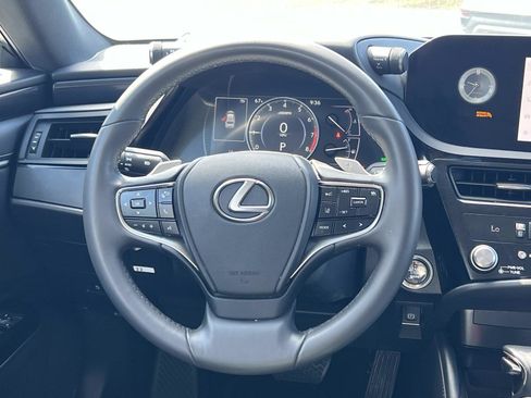 Used 2023 Lexus ES 350 w/ Accessory Package (Z1) image 8