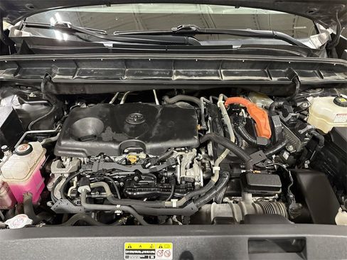 Used 2021 Toyota Highlander Platinum image 26