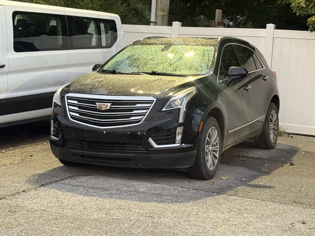 Used 2017 Cadillac XT5 Luxury AWD/4WD image 3