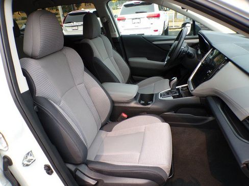 Used 2023 Subaru Outback Premium AWD/4WD image 17