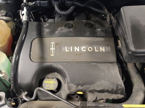 Used 2013 Lincoln MKX FWD image 30