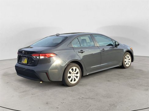 Used 2024 Toyota Corolla LE image 3