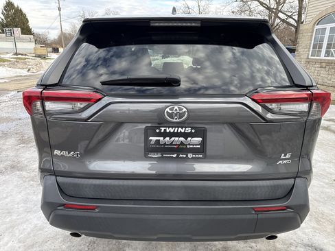 Used 2019 Toyota RAV4 LE w/ All Weather Liner Package image 4