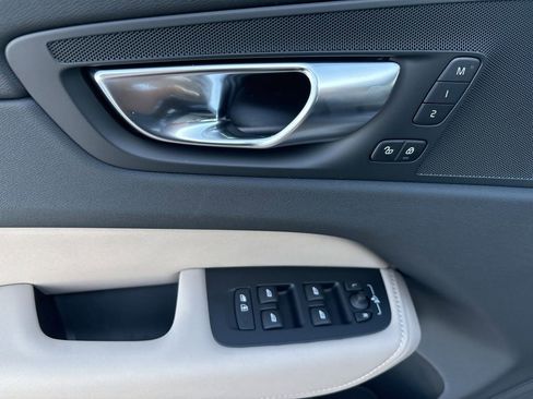 New 2026 Volvo XC60 B5 Plus w/ Protection Package Premier AWD/4WD image 18