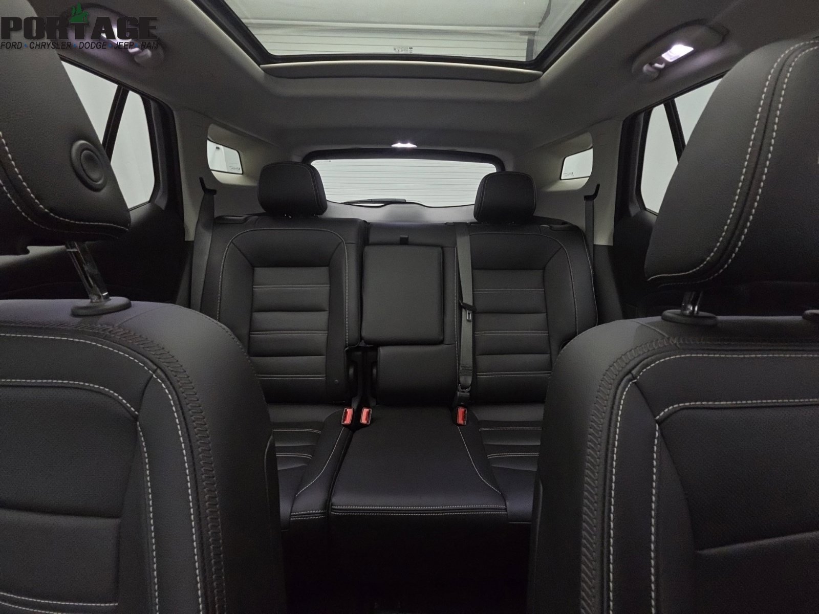 Used 2023 GMC Terrain Denali w/ LPO, Floor Liner Package AWD/4WD image 36