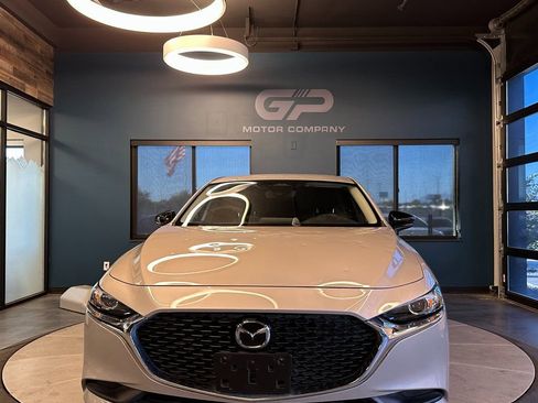 Used 2024 MAZDA MAZDA3 s FWD image 8