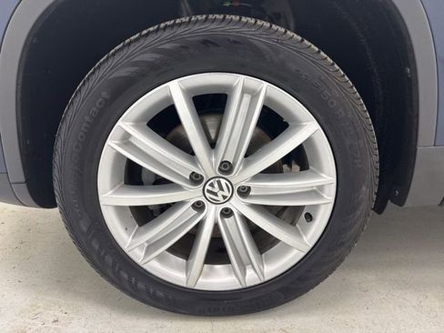 Used 2016 Volkswagen Tiguan SE image 33