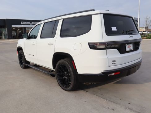 New 2026 Jeep Grand Wagoneer Limited AWD/4WD image 25