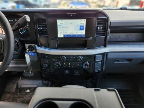 New 2026 Ford F250 XL w/ XL Off-Road Package AWD/4WD image 13