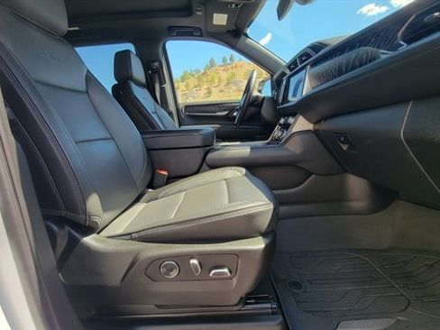 Used 2023 GMC Yukon Denali AWD/4WD image 48