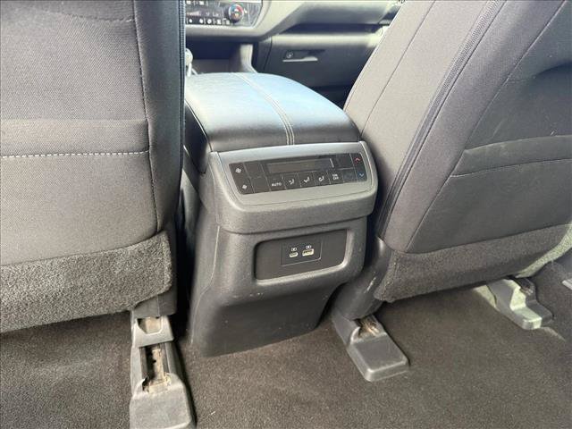 Used 2024 Nissan Pathfinder SV FWD image 24