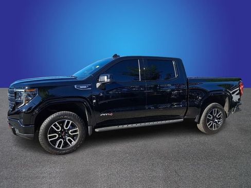 Used 2025 GMC Sierra 1500 AT4 w/ AT4 Premium Package AWD/4WD image 6