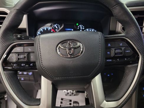 Used 2022 Toyota Tundra Limited w/ TRD Off-Road Package AWD/4WD image 23