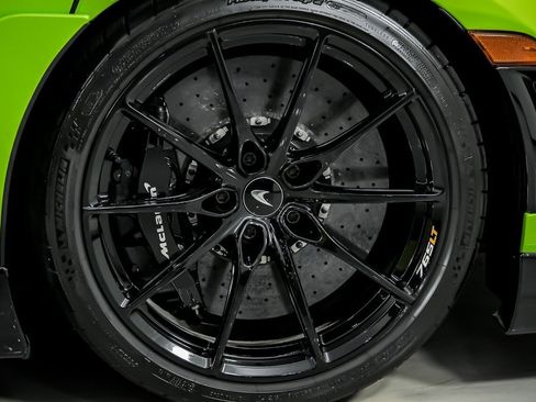 Used 2021 McLaren 765LT RWD image 16