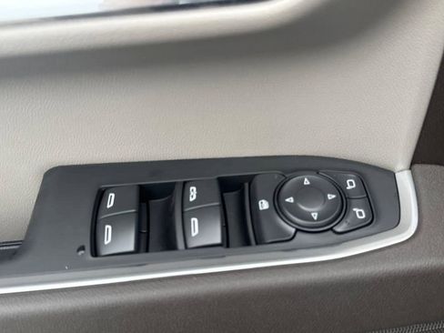 New 2026 GMC Sierra 1500 SLE image 22