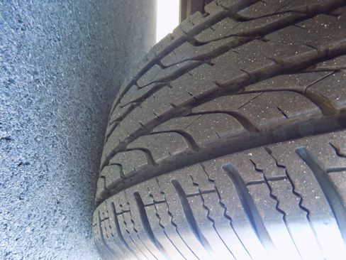 Used 2017 Chrysler Pacifica Touring-L Plus w/ Tire & Wheel Group image 8