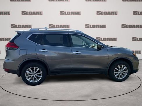 Used 2017 Nissan Rogue SV w/ SV Premium Package AWD/4WD image 6