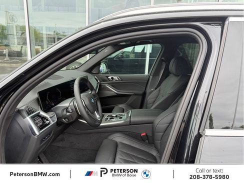 New 2026 BMW X5 xDrive50e w/ Premium Package AWD/4WD image 16