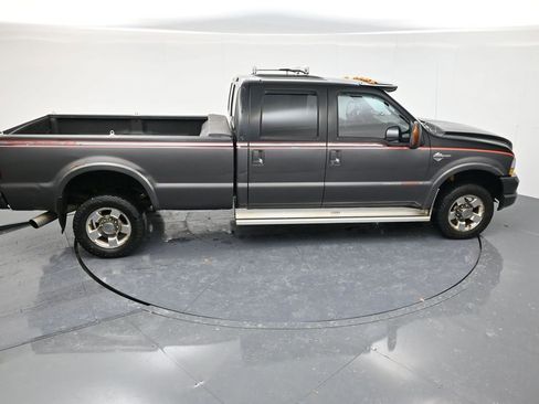 Used 2004 Ford F350 Harley-Davidson image 40