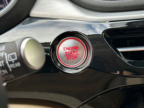 Certified 2025 Acura MDX SH-AWD w/ Technology Package image 23