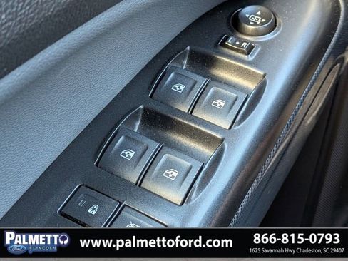 Used 2018 Chevrolet Colorado Z71 image 24